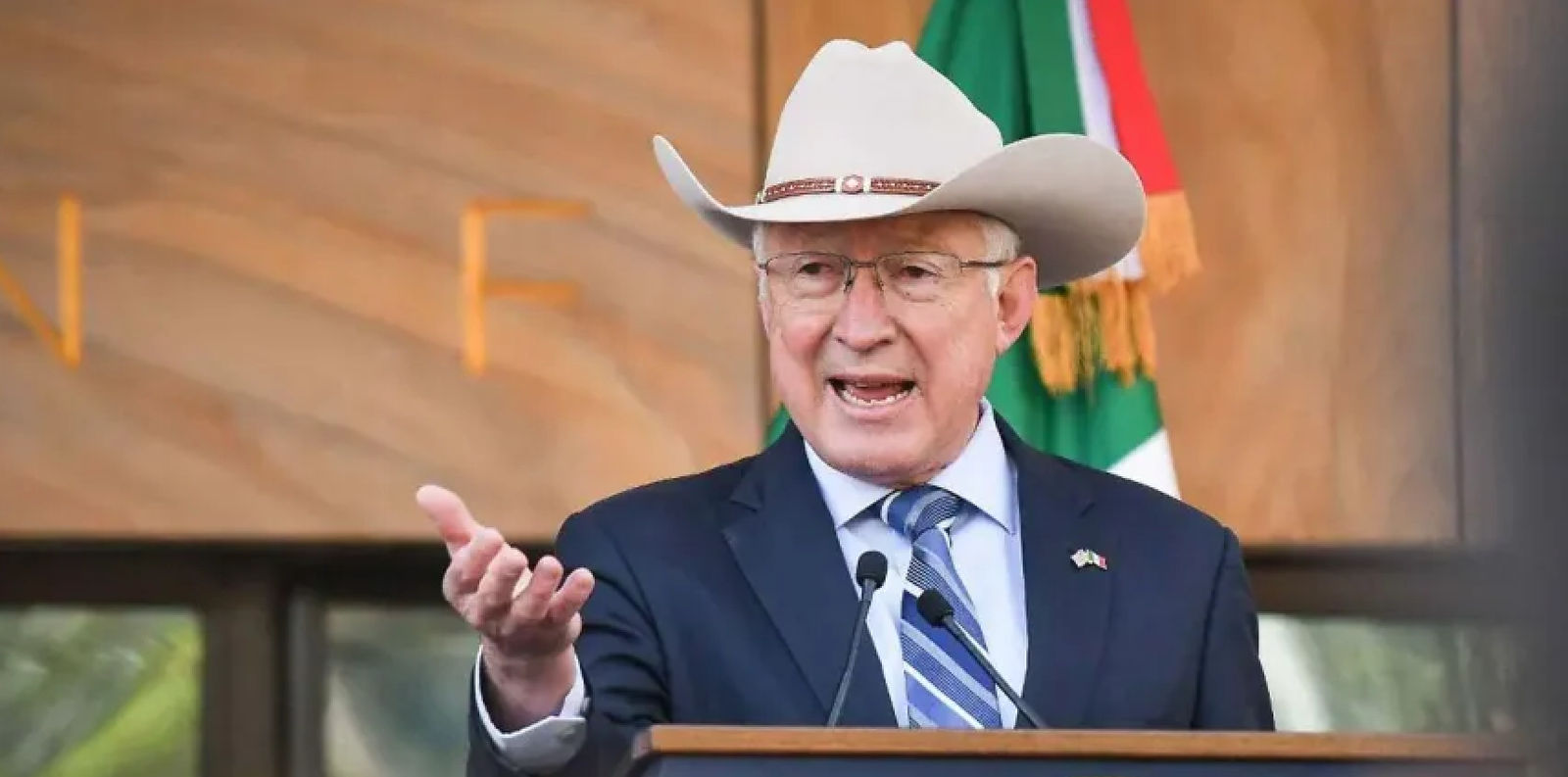 Ken Salazar niega participación de EEUU en captura de «El Mayo» Zambada: Responde a la FGR